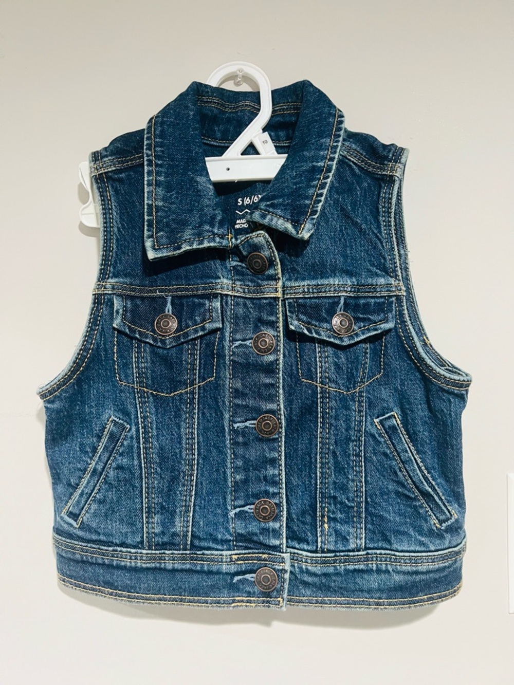 Cat & Jack  blue jean denim vest color for little girl size S (6/6x)